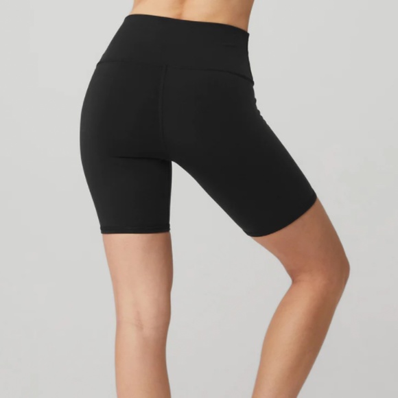 Alo Yoga Black High Waist Biker Shorts 7" - Picture 2 of 3